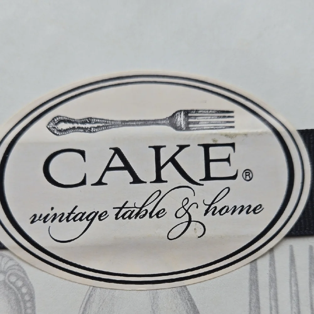 Cake ​elevate your